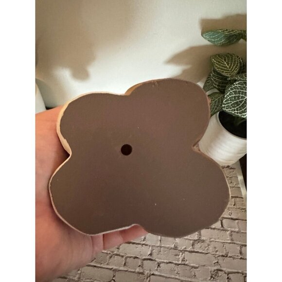 Mother daughter statue - new in box - perfect for Mother’s Day! - Picture 4 of 4